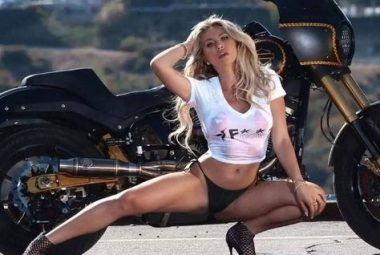Bikes & Babes 1